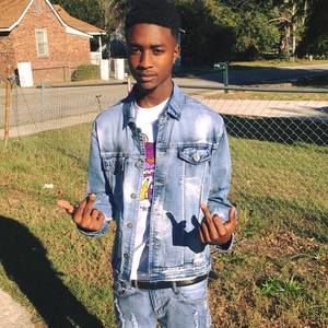 Meet your Posher, Tj